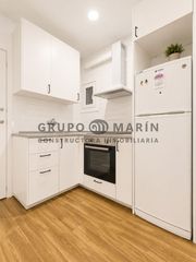 Flat  Calle santa engracia. Fantástico piso , listo para entrar a vivir, ubicado en el barri