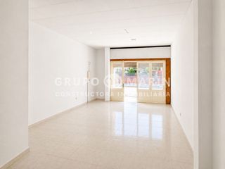 Business premise  Avinguda del mediterrani. Oportunidad de local en poblenou