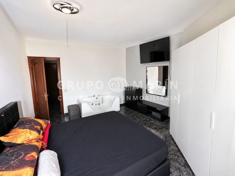 Foto cf8b42c2-e826-4bd3-bdf7-c41952508d49. Pis a Centre Pineda de Mar
