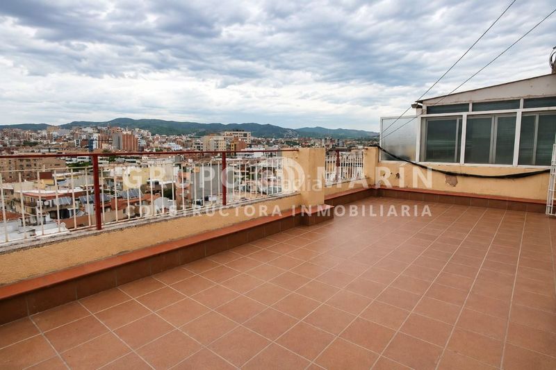 Foto 17be1c13-926f-404c-99de-2fff52d88b92. Àtic a Sant Roc Badalona