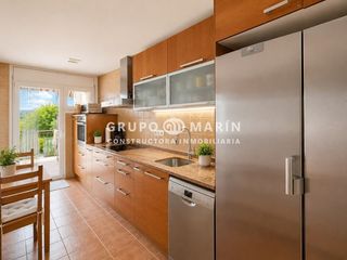 Appartement  Carrer de santiago rusiñol. Piso totalmente reformado con terraza en el centro de tordera
