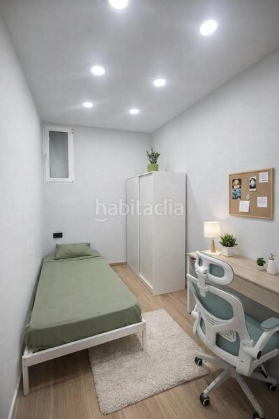 Foto 910b3d54-8d69-4d28-82a5-0be6330ae446. Planta baixa amb calefacció a Baix Guinardó Barcelona