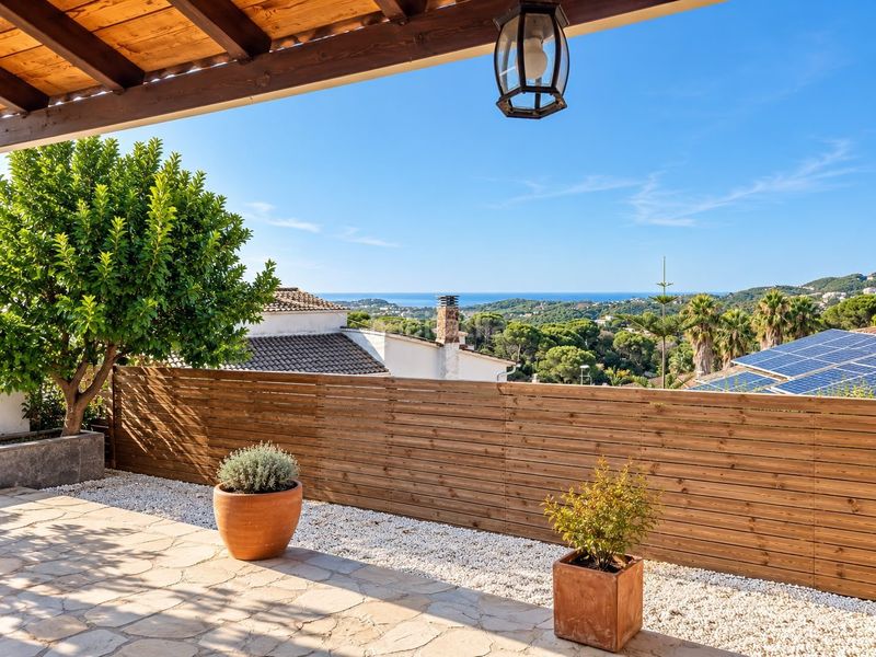 Foto a61e6a88-8e0e-42f5-9b0a-6e80c57f56a4. Maison avec chauffage parking dans Lloret Verd - Els Pinars Lloret de Mar