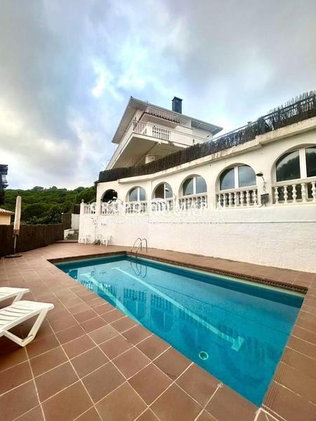 Foto 04f06eff-f655-4ca7-8ecd-9271e781e181. Casa in Premià de Dalt