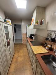 Pis en Avenida san francisco 4. Ocasion piso con dos garajes y trastero