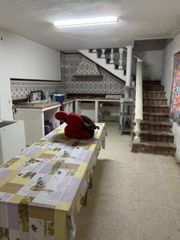 Casa en Bonanza-Avda de Huelva-Barrio Andalucia. Casa rustica con 1200 metros de parcela con luz y agua potable