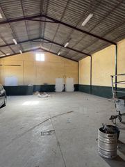 Bâtiment à usage industriel  Camino hijuela carrascal 35. Nave construida en terreno rustico, buenos accesos
