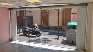 Location Local commercial à Carrer de sant silvestre 30. Alquiler local centrico