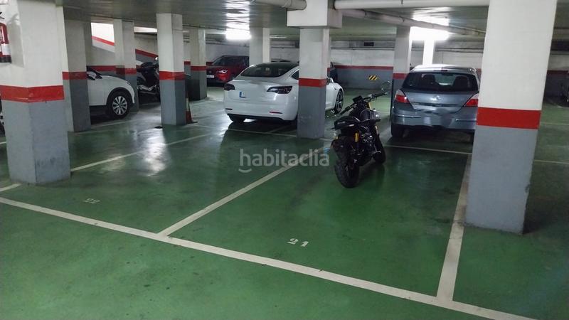 Foto c8a6e286-d0c5-4be9-a063-9903e048d77b. Parking coche en carrer de sant silvestre 17 plaza parking c/ sant silvestre en Santa Coloma de Gramenet