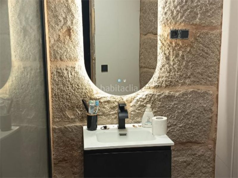 Foto c9ebbbc7-d621-4e84-82cd-c4a0097866b4. Casa a rúa da ponte 11 a Marín