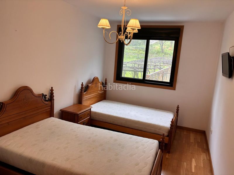 Foto da112ccf-8e58-4309-8d95-fe1746a4f14b. Pis a rúa pedaporta 47 a Combarro Poio