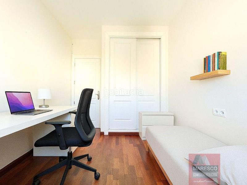 Foto 23a9a4bb-6399-4181-8383-9d3e4d26ab67. Apartament amb aparcament piscina a Los Árboles Mijas