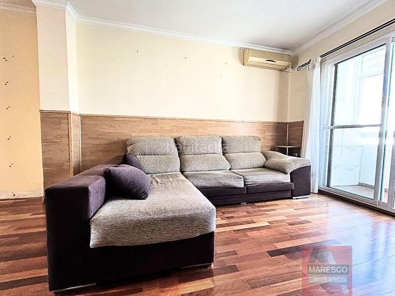 Foto 9f35a24d-e500-471d-9a7e-7dbe2694b074. Apartament amb aparcament piscina a Los Árboles Mijas
