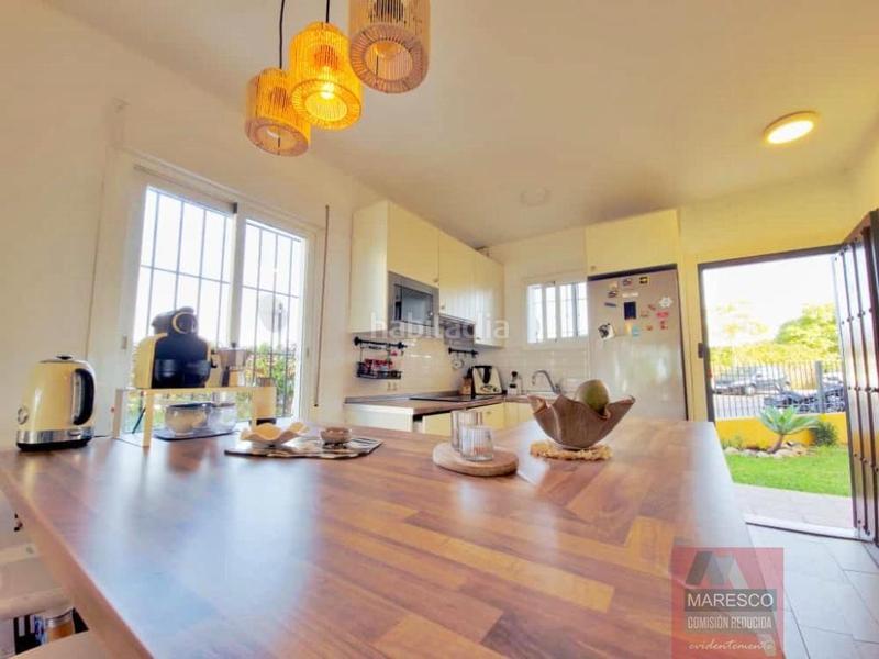 Foto 945f5f2d-20d4-4bbc-8448-1fb10db61bce. Piccolo appartamento con piscina in El Faro de Calaburra - Chaparral Mijas