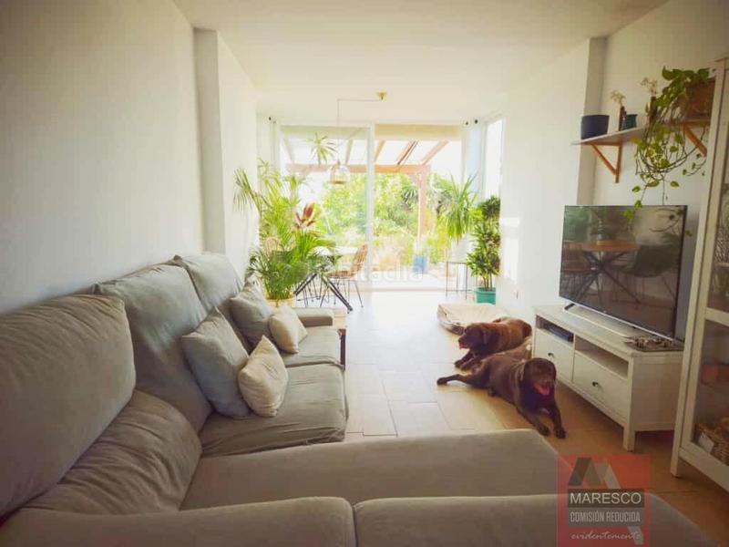 Foto bf21443d-4b61-42a3-9ff0-427388001005. Piccolo appartamento con piscina in El Faro de Calaburra - Chaparral Mijas