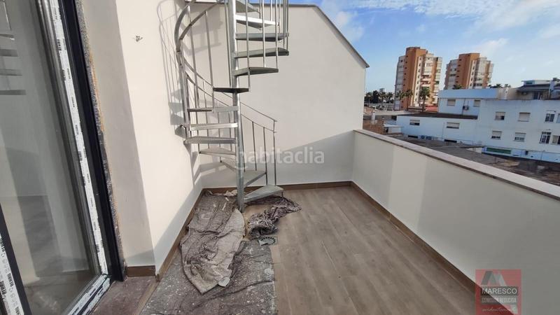 Foto 6c42fa7d-837e-464b-8d41-46487347f924. Attico in santa isabel 14 in Las Cañadas Mijas