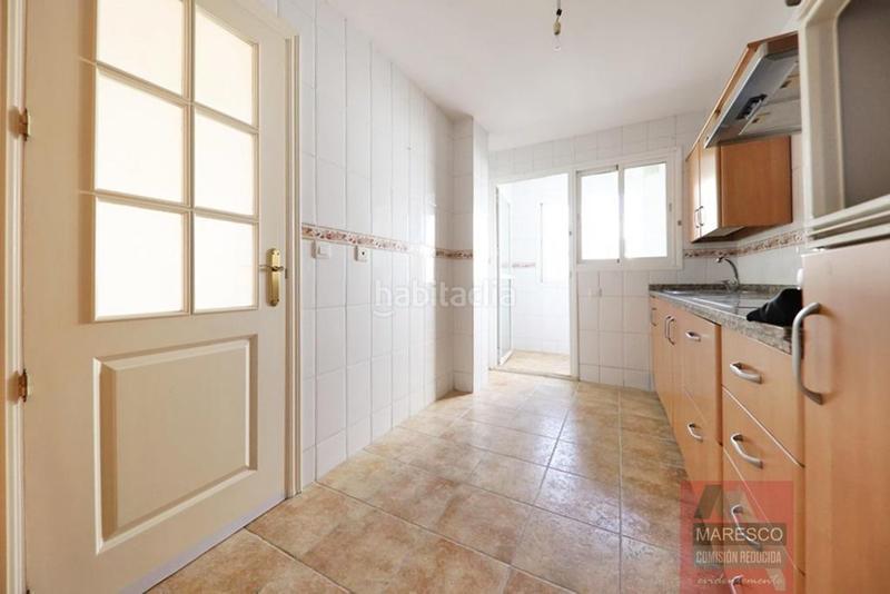 Foto a25ee11b-5a7f-4f0f-82ad-7f8f286fa5c2. Apartament amb piscina a Los Árboles Mijas