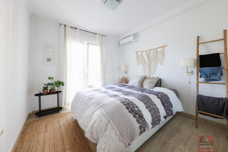 Foto b05828cc-c704-42af-ad3b-e1ed69aa7e32. Penthouse with pool in Las Gaviotas - Carvajal Fuengirola