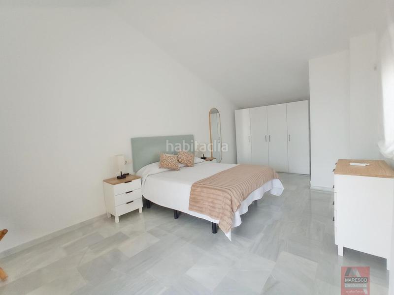 Foto 456abf39-45f6-4dca-85eb-f183efc1a204. Zweistöckige wohnung mit parking pool in Torreblanca del Sol Fuengirola