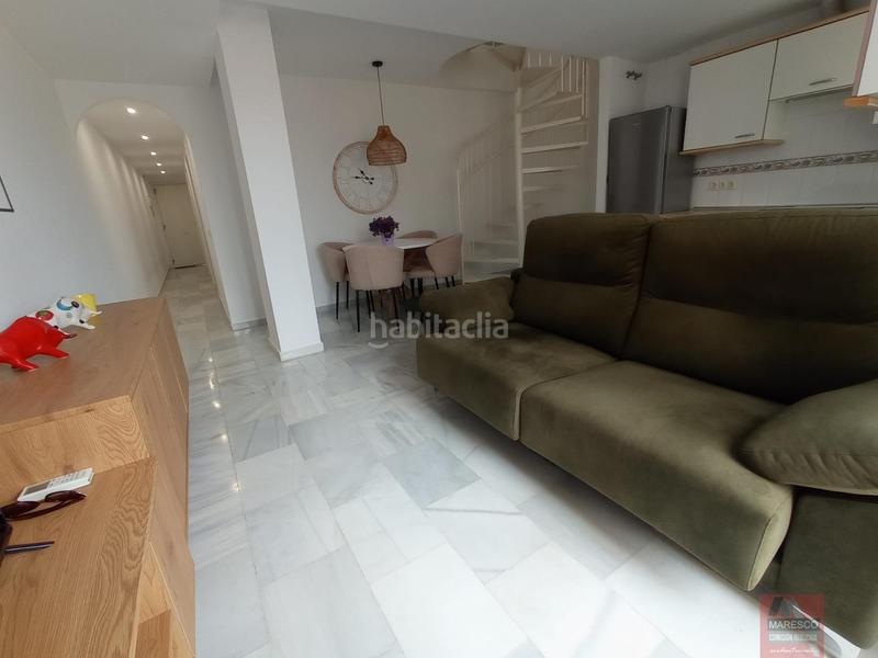 Foto 6047b9fe-f76d-4f72-98bf-3a230f1b39d1. Zweistöckige wohnung mit parking pool in Torreblanca del Sol Fuengirola