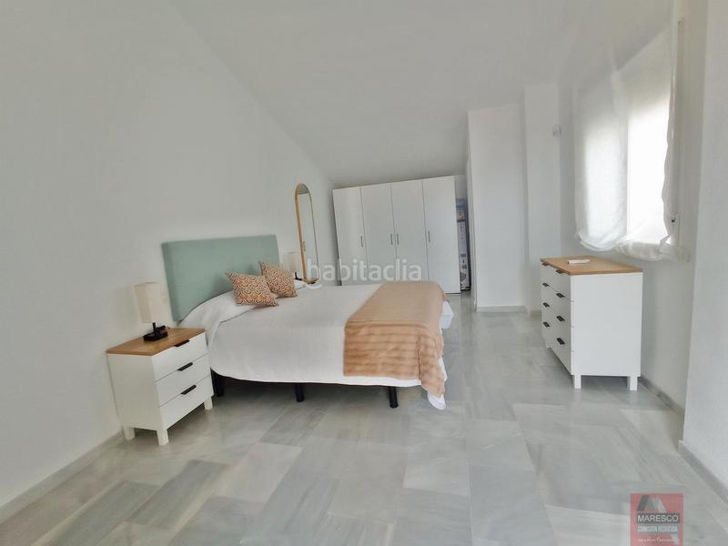 Foto 76287f4e-3d32-40d5-899b-1ea5babe14d8. Zweistöckige wohnung mit parking pool in Torreblanca del Sol Fuengirola