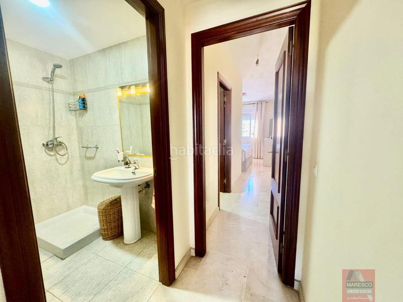 Foto 5d0bf2d9-8fdd-4db0-9703-3602375b8452. Appartement mit parking pool in Los Pacos Fuengirola