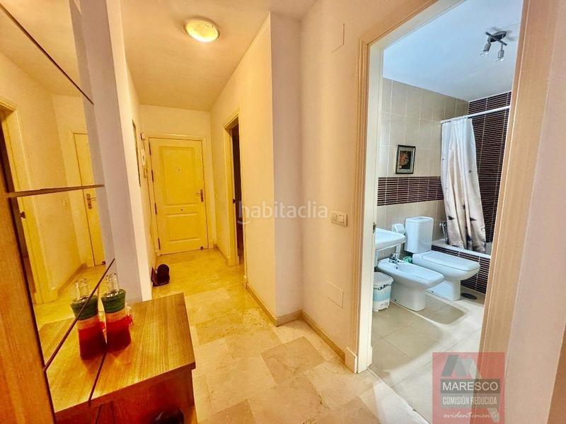 Foto 9440da90-2fb4-4aae-8925-e2392d6df2c8. Piccolo appartamento con parcheggio piscina in Los Pacos Fuengirola