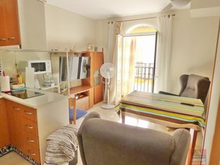 Etagenwohnung  Marbella. Fuengirolapiso