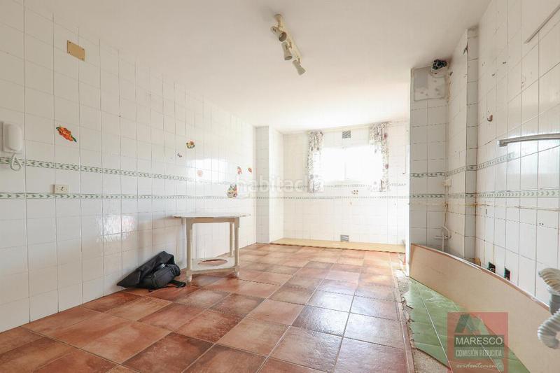 Foto 0fc71239-f788-44d6-a5ca-a51db280e5f0. Piccolo appartamento con parcheggio piscina in Las Gaviotas - Carvajal Fuengirola