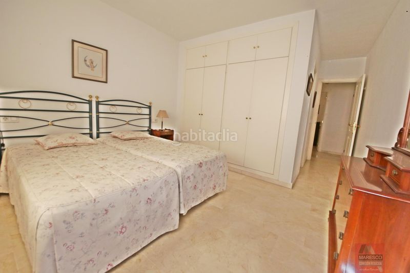 Foto 770c74ce-94ec-46c6-85e6-3226fb5a88b1. Piso  en Centro ciudad Fuengirola