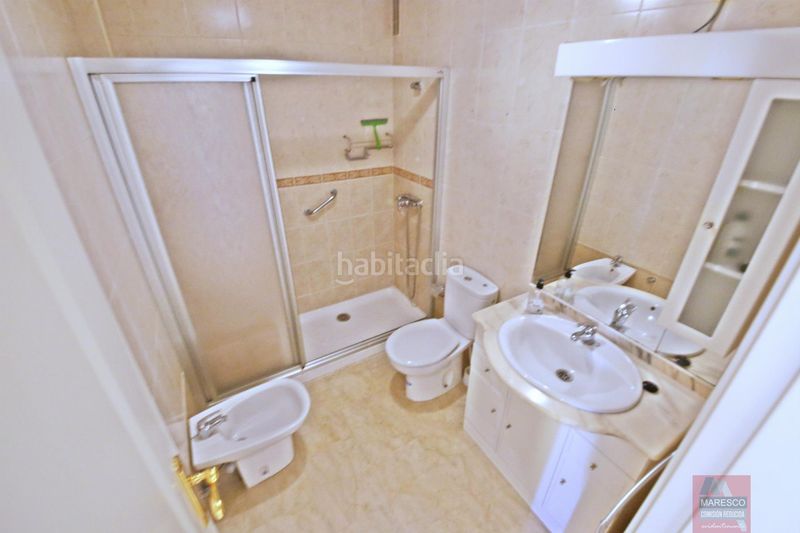 Foto c4092ef1-682e-4c7a-b230-b6816b6f101b. Piso  en Centro ciudad Fuengirola