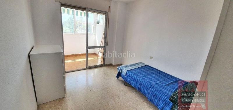 Foto a7c7f126-b983-4a1f-895a-b6323a220a93. Pis amb aparcament piscina a Castillo Sohail - Myramar Fuengirola