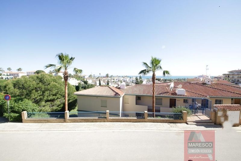 Foto 0570139f-7147-4d1a-a5ef-0ae24d1649fc. Flat with pool in El Faro de Calaburra - Chaparral Mijas