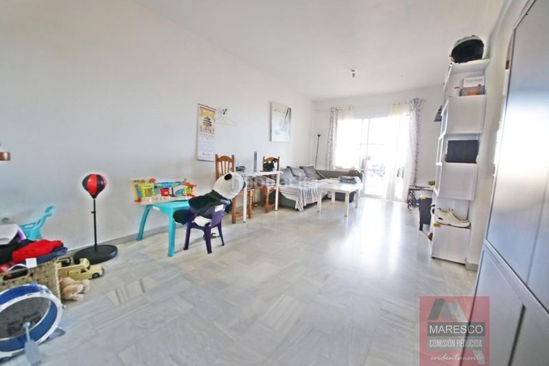 Foto 943ab86c-e90f-4d35-add1-0560bd7d450a. Flat with pool in El Faro de Calaburra - Chaparral Mijas
