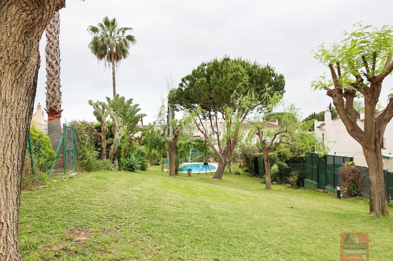 Foto 81a39a5a-8915-47da-966b-0b97e6a7c77a. Casa adossada amb aparcament piscina a campo de Mijas Mijas