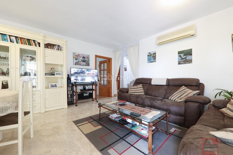 Foto f1cf97a4-6541-4c28-822c-33bc760d77f6. Casa adossada amb aparcament piscina a campo de Mijas Mijas