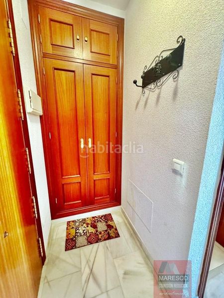 Foto a2e842a6-2c68-44b1-9542-f1e8a57c2ca2. Piso  en Los Pacos Fuengirola