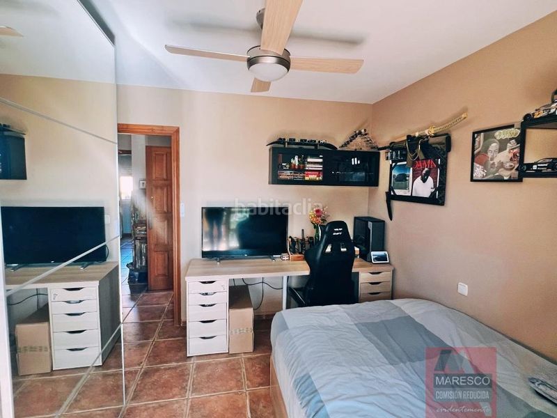 Foto deab266c-87a3-4d85-8f28-e491c3fd5400. Casa adossada amb aparcament piscina a Los Ríos Mijas