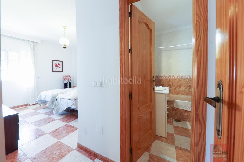 Foto c05f06e9-9e45-4180-8dd4-893ce11e1bea. Àtic amb calefacció a Los Árboles Mijas