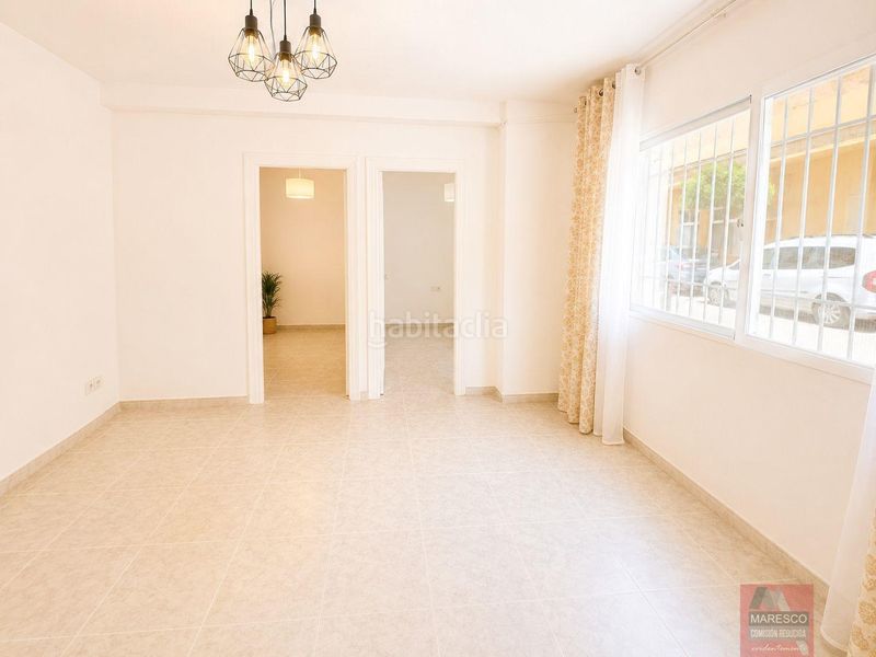 Foto d03c8687-6339-47f6-8b4c-24f45f30b0e6. Pis a Centro ciudad Fuengirola