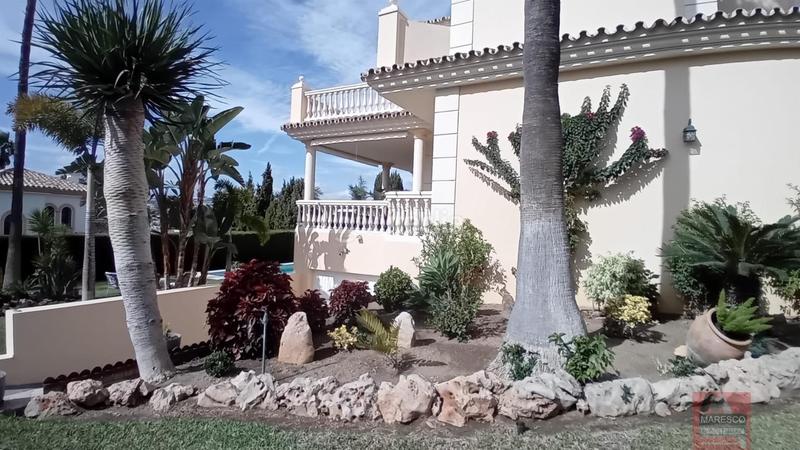 Foto 85eb2093-618a-4384-a5f8-a2cf8860b809. Xalet amb piscina a Mijas golf Mijas