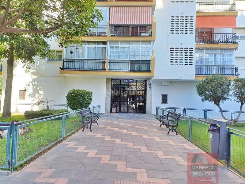 Foto eaae55cf-9a70-47c3-ae07-6254c22df488. Apartament amb piscina a Los Árboles Mijas