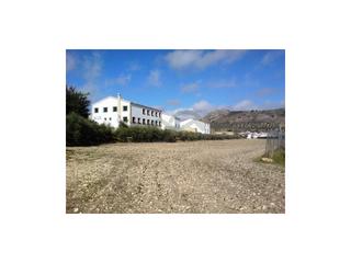 Casa a Cuevas del Becerro. Parcela urbanizable de 11.724m2