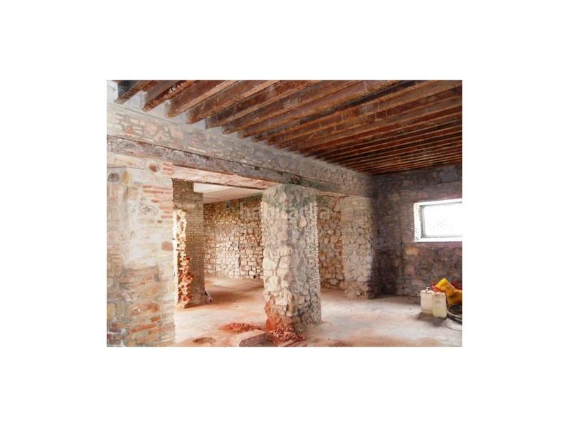 Foto 2a3aa0f2-185c-41bc-992c-673910bb9faf. Edifici a Jimena de la Frontera