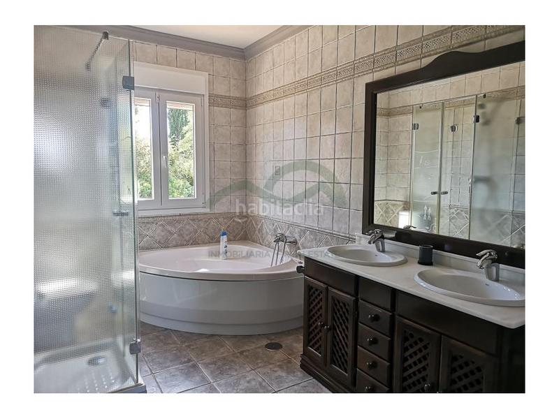 Foto abdbee70-4889-4afd-a5b3-63753734aa3d. Mas dans Centro Ronda