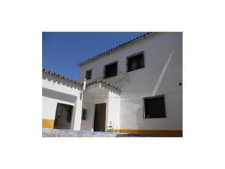 Casa a Partidas Norte. Casa rural, patio, terreno 450m2