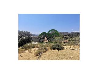 Masia a Algatocín. Finca con cortijo y nave a reformar