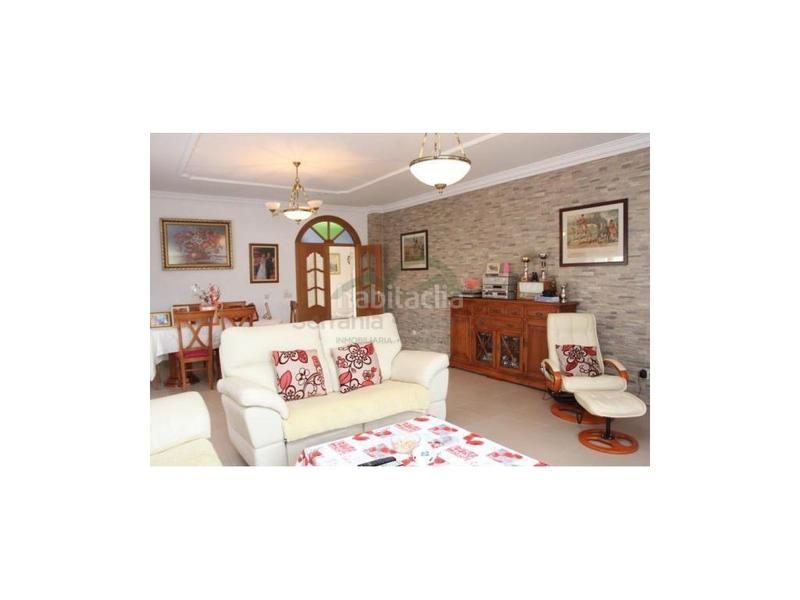 Foto a3f6f0e7-7e39-4690-90fe-60e0ed16e300. Chalet magnífico chalet con huerto y jardín en Cuevas del Becerro