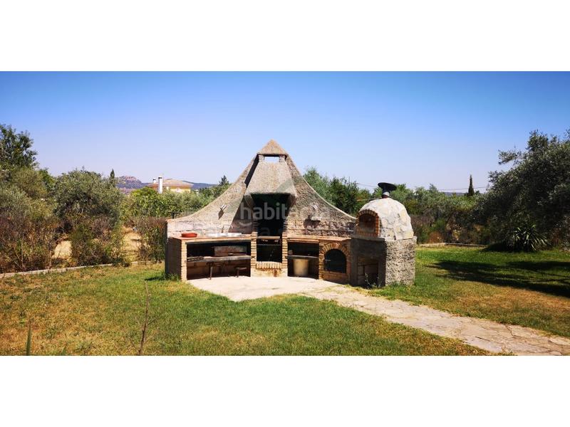 Foto 5659bfd8-e108-40e4-ab0f-caa4c80530bb. Masia a Arriate