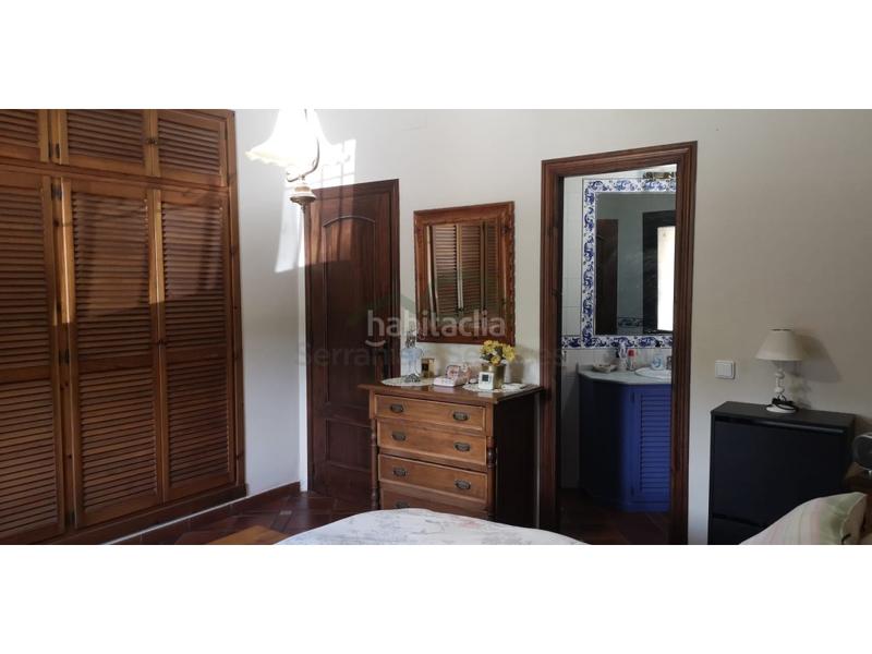 Foto e5c1b667-1e62-43ed-b891-32cdbf2a777f. Masia a Arriate